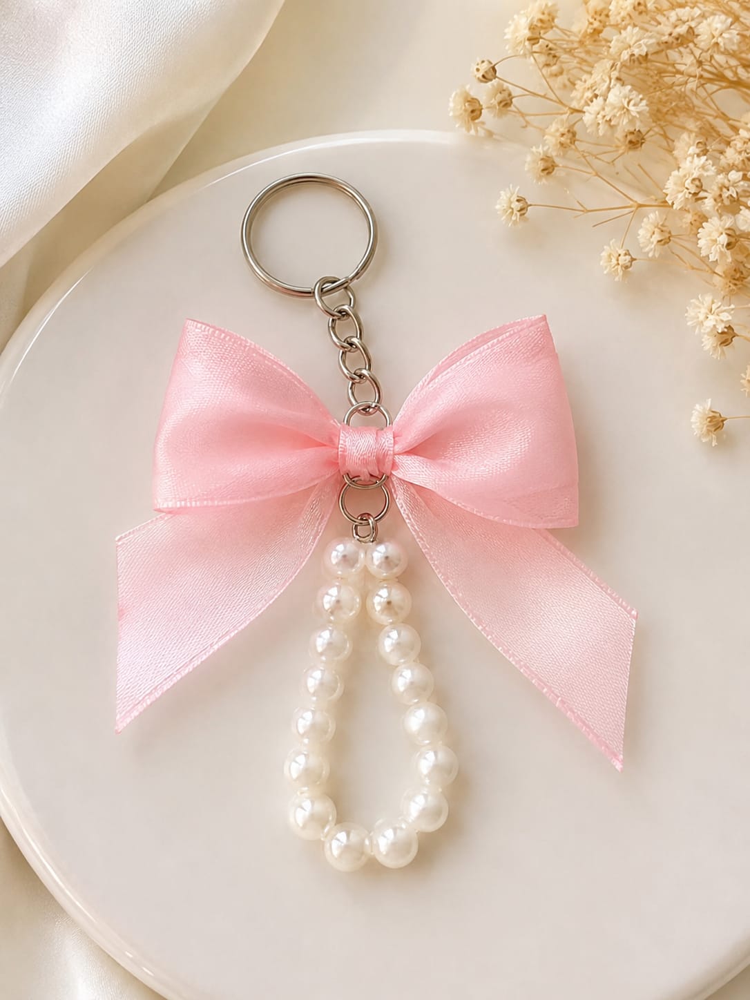 🎀 Pookie Pearl Bow Keychains
