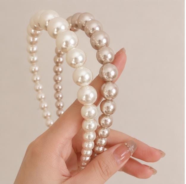 Classic Pearl Headband 🤍✨